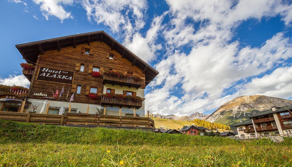 Hotel Alaska Livigno Bagian luar foto